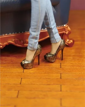 1/6 Scale Female Soldier Model Figure Doll High Heels Shoes WQ78 for 12 inch Movable Doll Action Figure，Flexible Seamless Doll Miniatures Accessories Doll(Gold)