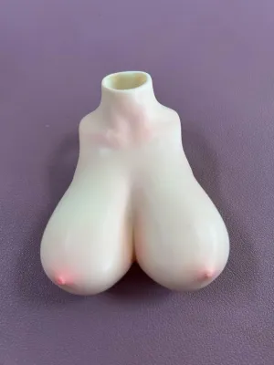 1/6 Scale Super Large Makeup Breast Replacement Bust Cover Model Fit 12'' AB001 TBL Fat Female Soldier Action Figure Body Dolls (Pale)
