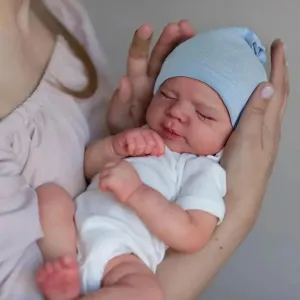 CHAREX Realistic Reborn Baby Dolls Boy - 18 Inch Newborn Sleeping Baby Dolls, Lifelike Reborn Baby Dolls with Weighted Soft Cloth Body Birthday Gift Toy for Age 3 