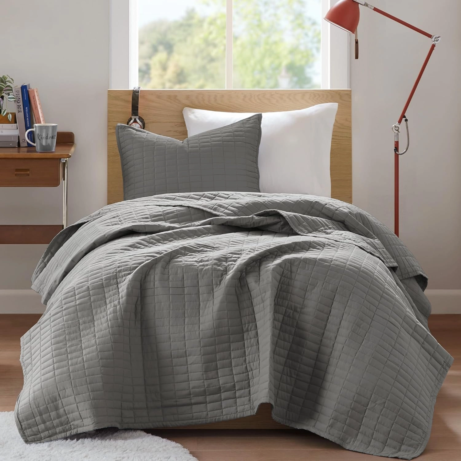 Comfort Spaces Kienna Quilt Set-Luxury Double Sided Stitching Design Summer Blanket, Lightweight, Soft, All Season Bedding Layer, Matching Sham, Charcoal, Coverlet Twin/Twin XL(66"x90") 2 Piece