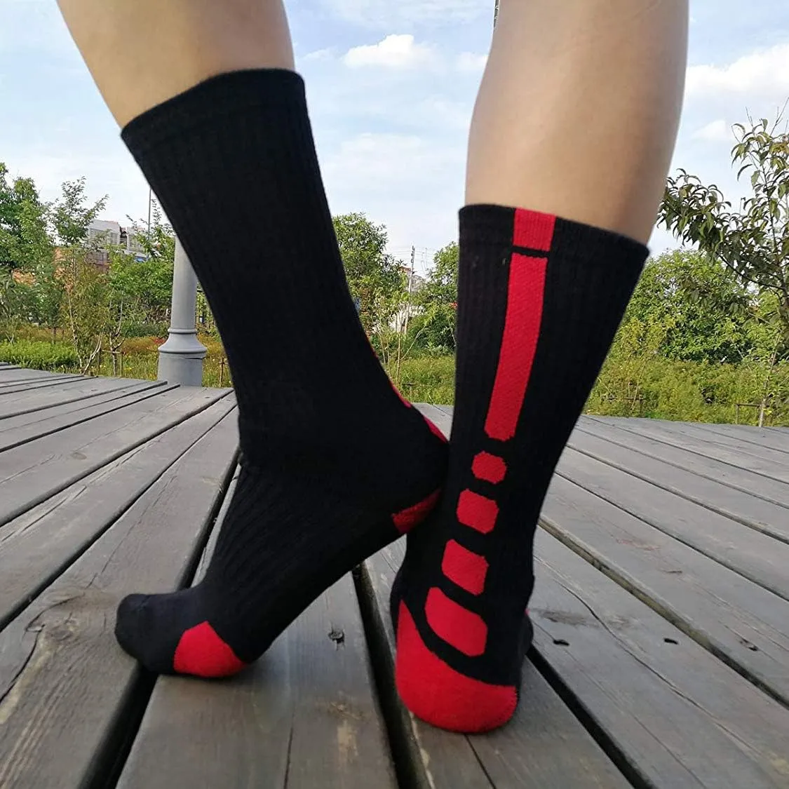 DRASEX Men's Sports Cushioned Athletic Crew Socks 4-Pack Performance Elite Basketball Thick Outdoor Socks