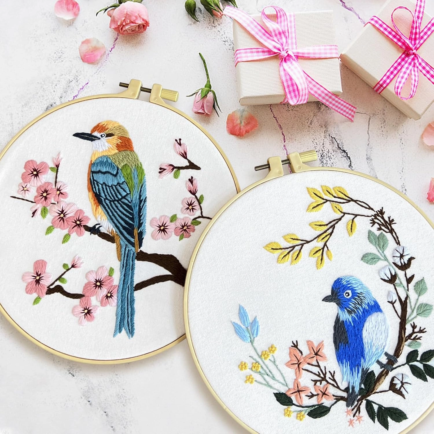 ERKOON 4 Sets Embroidery Kit for Beginners,Hummingbird and Flower Cross Stitch Set for Include Embroidery Cloth Hoops Threads for Craft Lover Hand Stitch (Flowers and Birds)