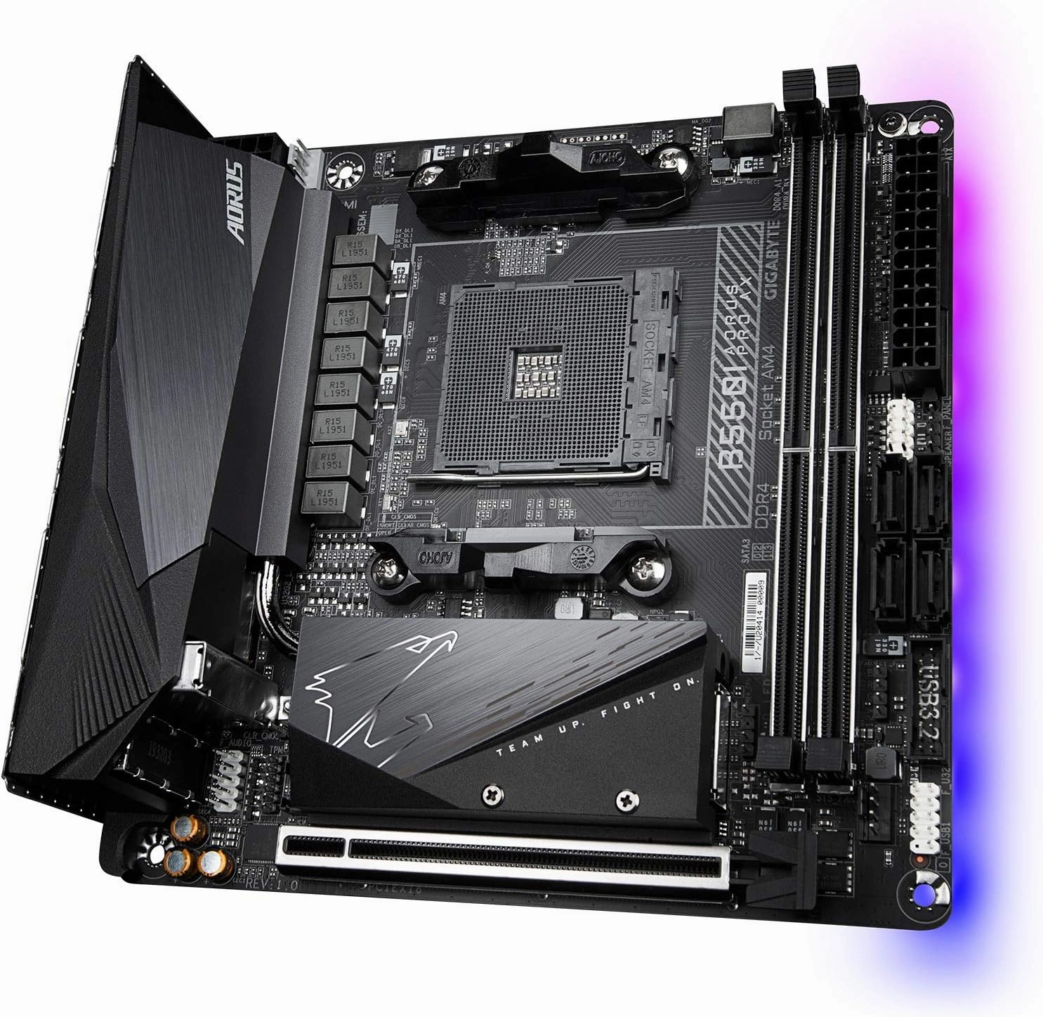 GIGABYTE B550I AORUS PRO AX (AM4 AMD/B550/Mini-Itx/Dual M.2/SATA 6Gb/s/USB 3.2 Gen 1/WiFi 6/2.5 GbE LAN/PCIe4.0/Realtek ALC1220-Vb/DisplayPort 1.4/2xHDMI 2.0B/RGB Fusion 2.0/DDR4/Gaming Motherboard)