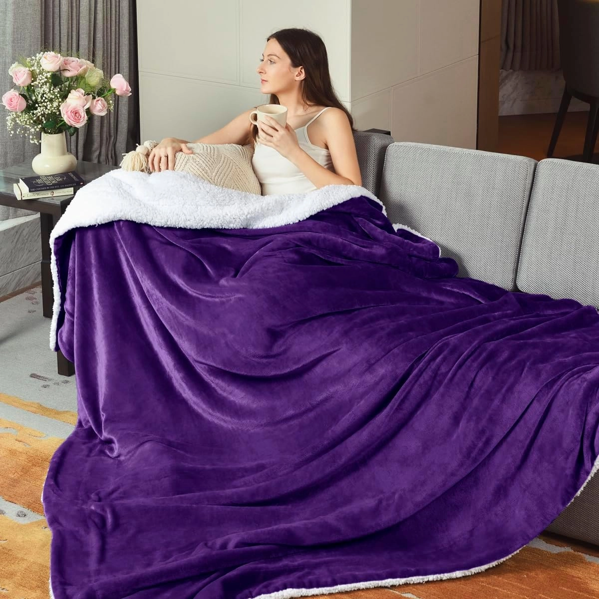 KAWAHOME Sherpa Fleece Queen Size Blanket for Bed - Extra Warm and Heavy Thick Blankets for Winter, Super Soft 500GSM Plush Blanket, 90"X 90" Purple