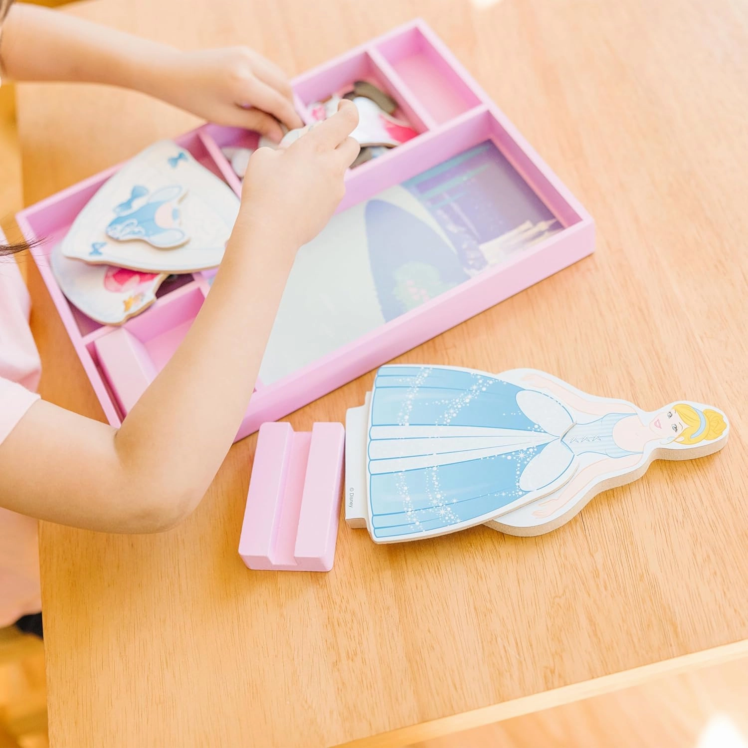 Melissa & Doug Disney Cinderella Magnetic Dress-Up Wooden Pretend Play Set (30  pcs) - Toys, Princess Dress Up Doll For Preschoolers And Kids Ages 3 