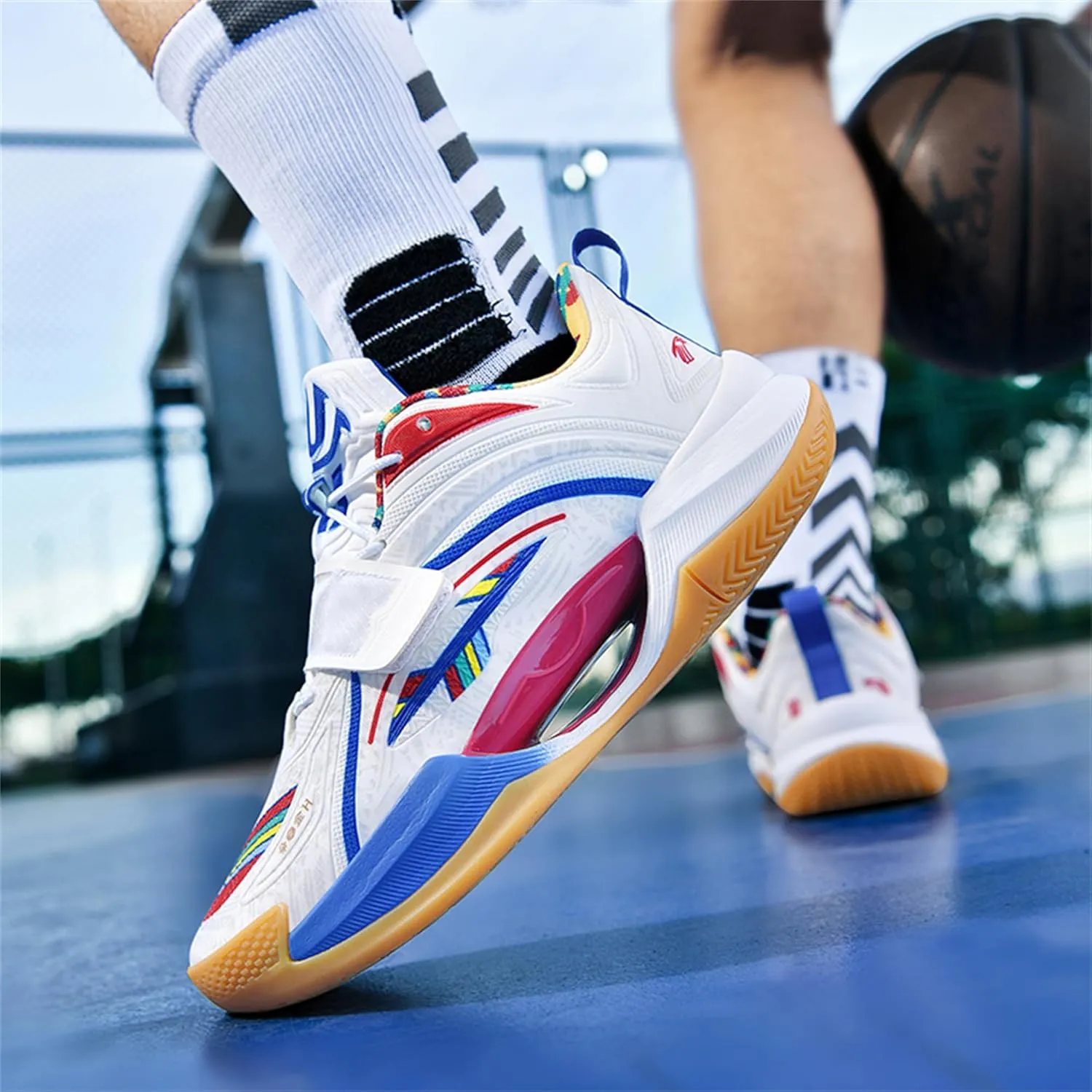 Men's Basketball Shoes - Stylish and High - Performance Footwear for The Court