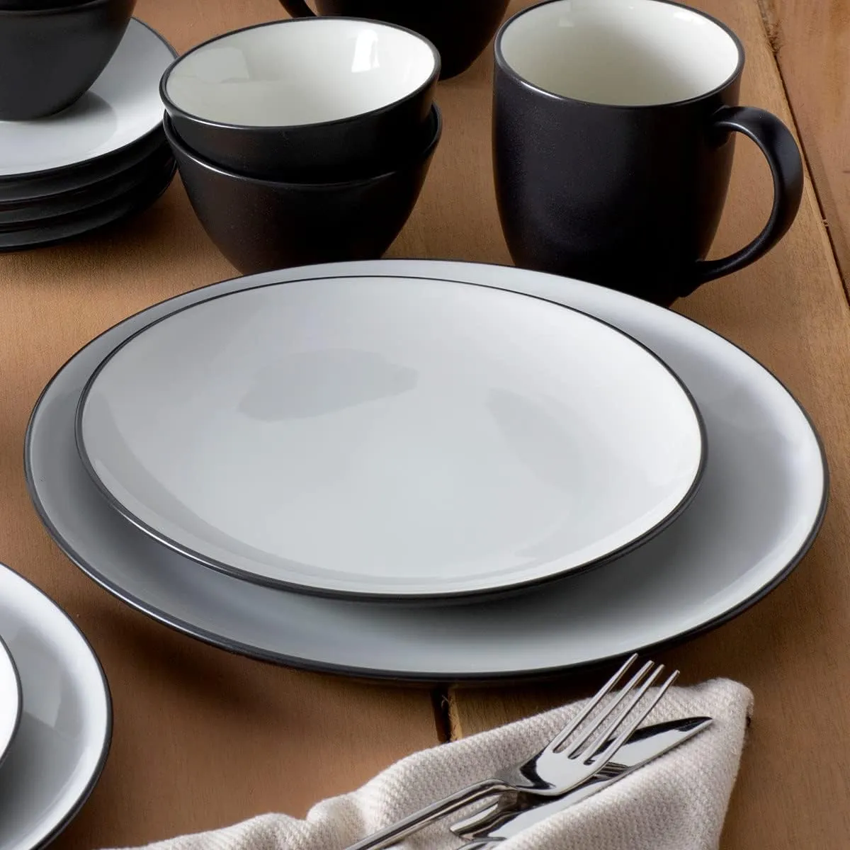 Noritake Colorwave Graphite 20-Piece Dinnerware Set, Service for 4