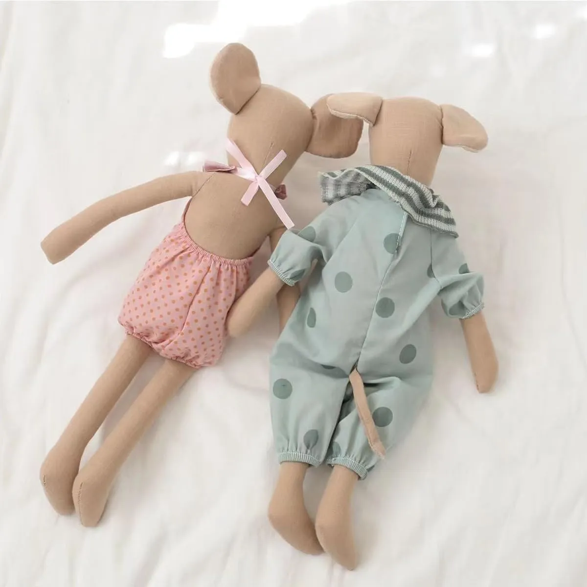 Plush Mouse Stuffed Toy 14.96-inch Doll, Available in Pink and Green, Perfect for Children to Play and Decorate Rooms (Pink Mouse, 14.96 inch)