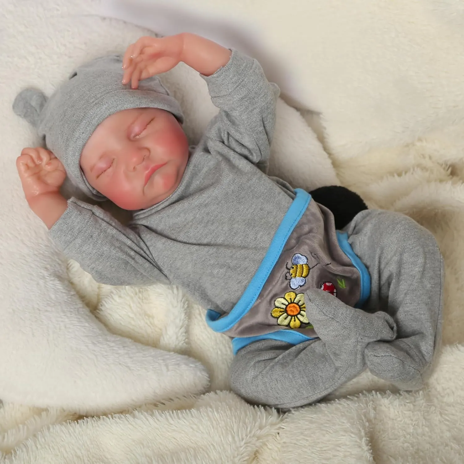 Realistic Reborn Baby Dolls-18 Inch Real Life Baby Dolls Boy Lifelike Baby Doll with Accessories for 3  Years Old (Blue)