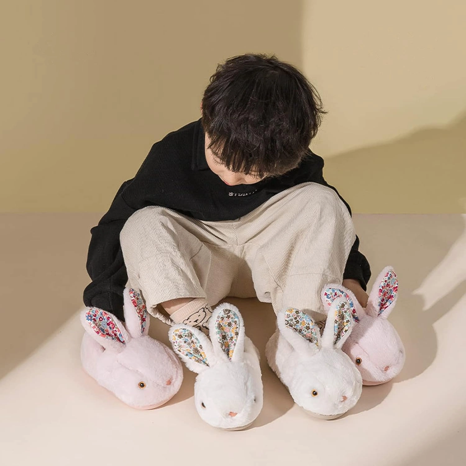 rosyclo Toddler Slippers Boy and Girl Bunny Slippers Plush Cute Non-Slip Warm Winter Shoes, Suitable for indoor and outdoor Kids Slippers