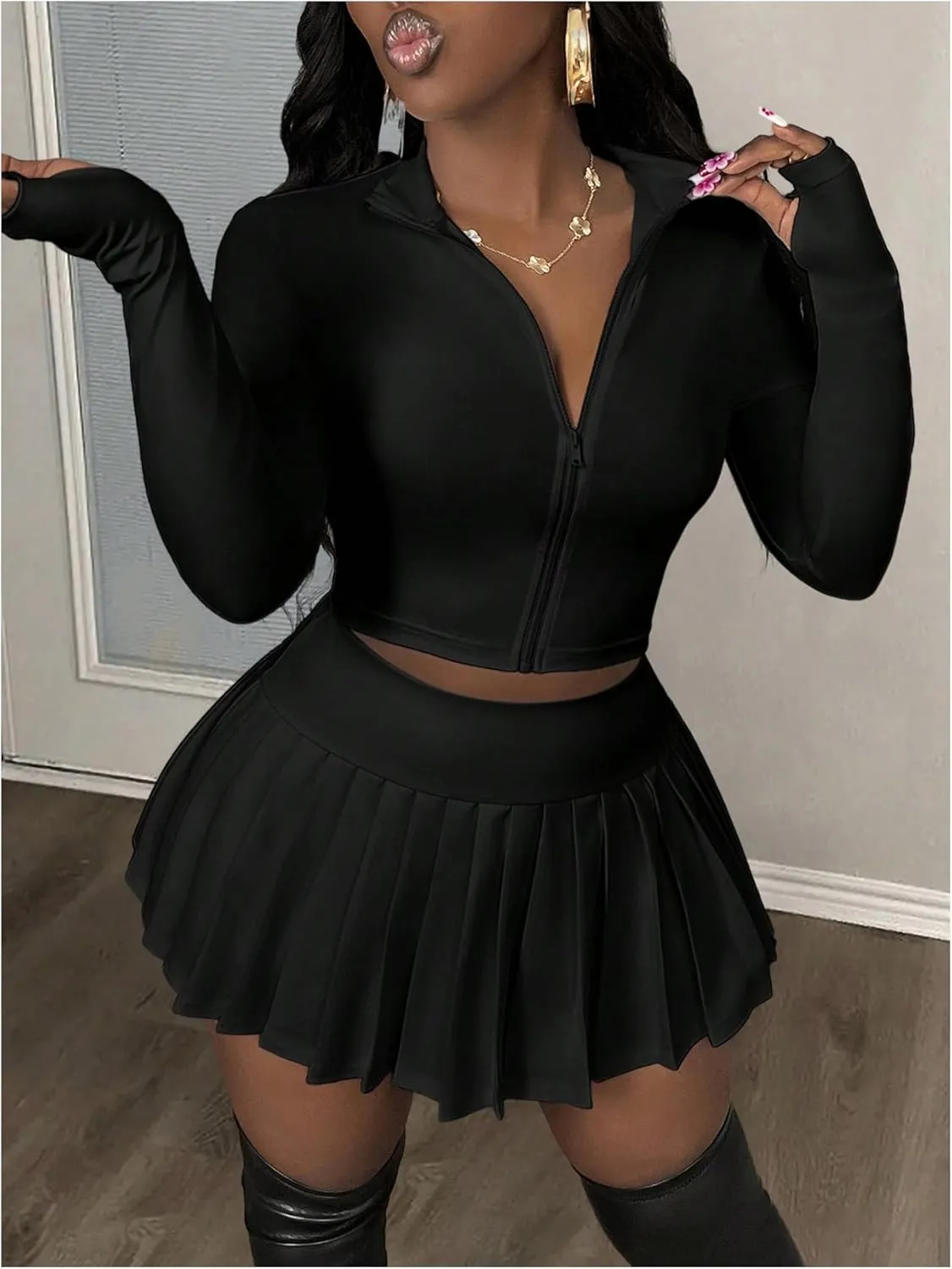 SOLY HUX Women's Skirt Sets 2 Piece Outfits Long Sleeve Crop Top with Pleated Mini Skirt Set Party Outfits for Women