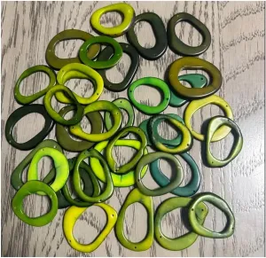 Tagua Donut - Hoop - Ring | 20 Discs of tagua nut in a Mix of Green Colors | Size: 4x3.5 cm. Approx. | Seed Bead | Jewelry Making Supplies | Handmade Tagua Bead from Colombia | Top and Bottom drilled