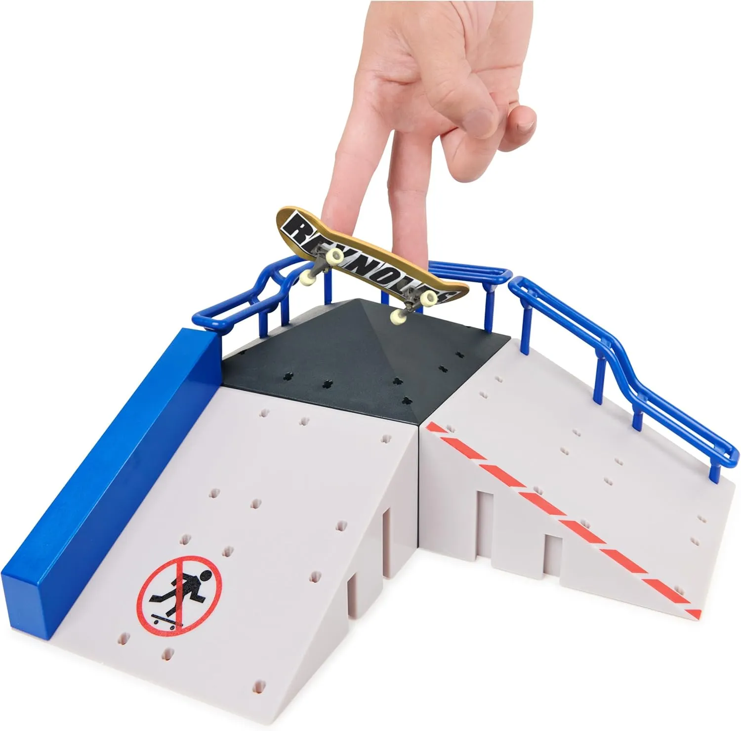 Tech Deck, Pyramid Point, X-Connect Park Creator, Customizable and Buildable Ramp Set with Exclusive Fingerboard, Kids Toy for Boys and Girls Ages 6 and up