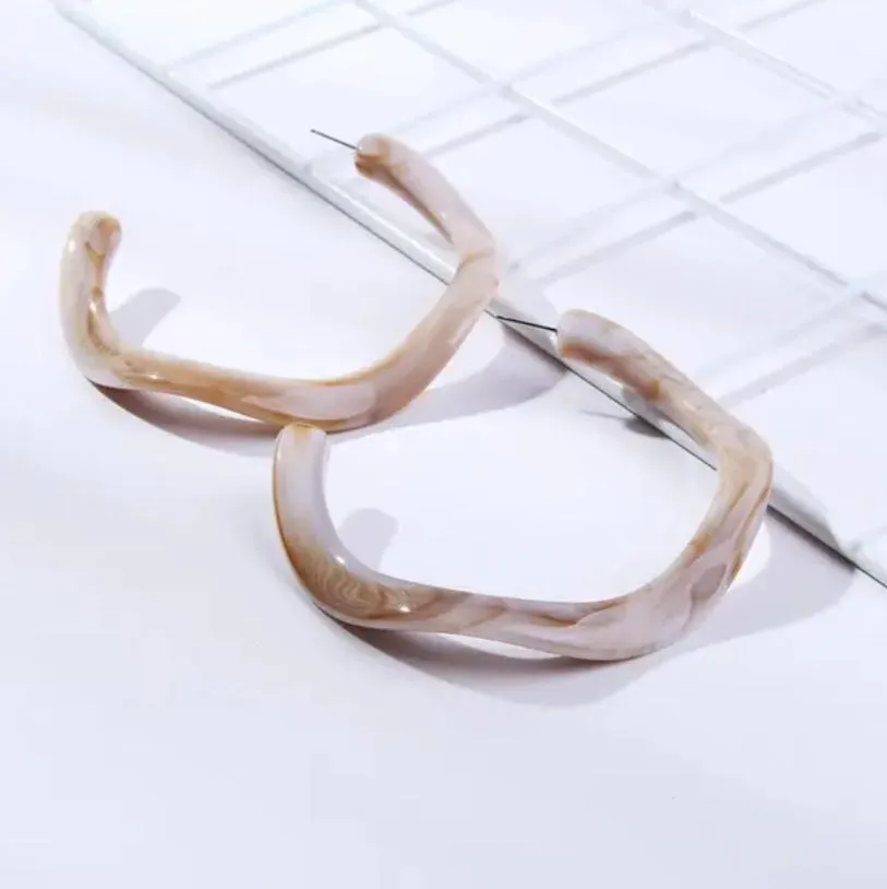 Wavy Hoop Earrings