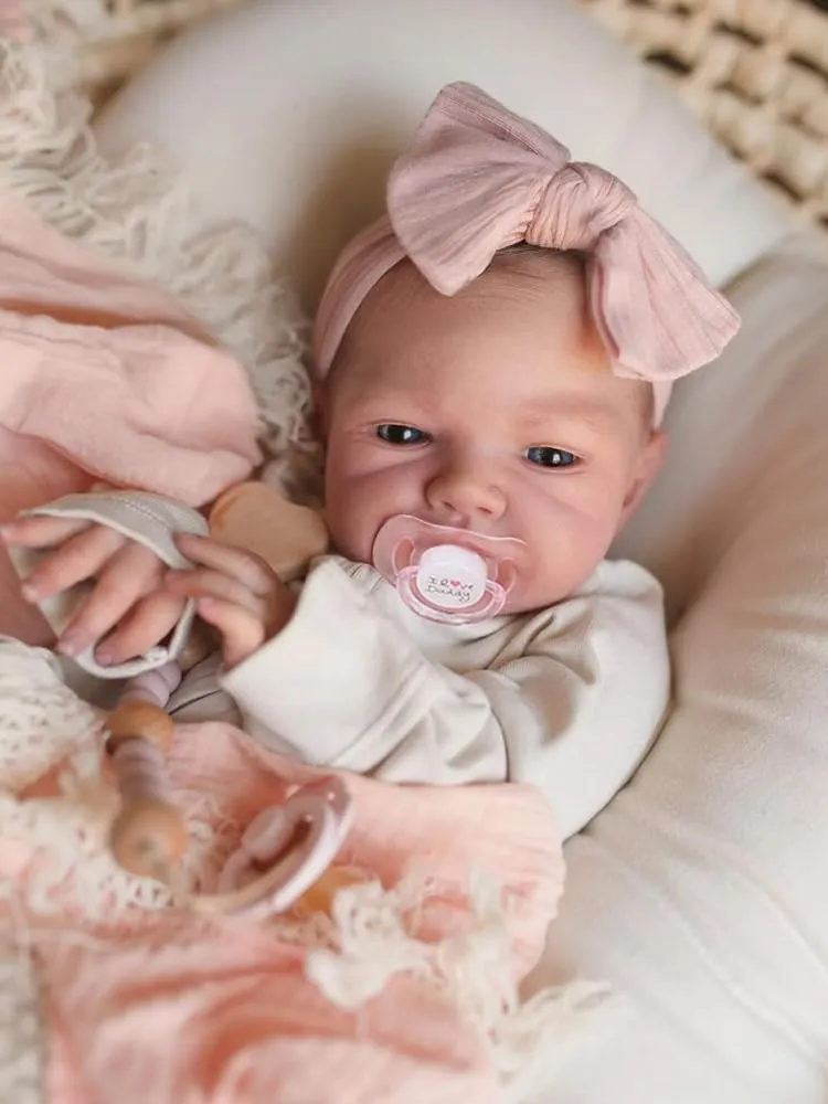WOOROY Realistic Reborn Baby Dolls - 20 Inch Lifelike Newborn Baby Doll Girl Real Life Baby Dolls with Weighted Soft Body Gift Toy for Kids Age 3 