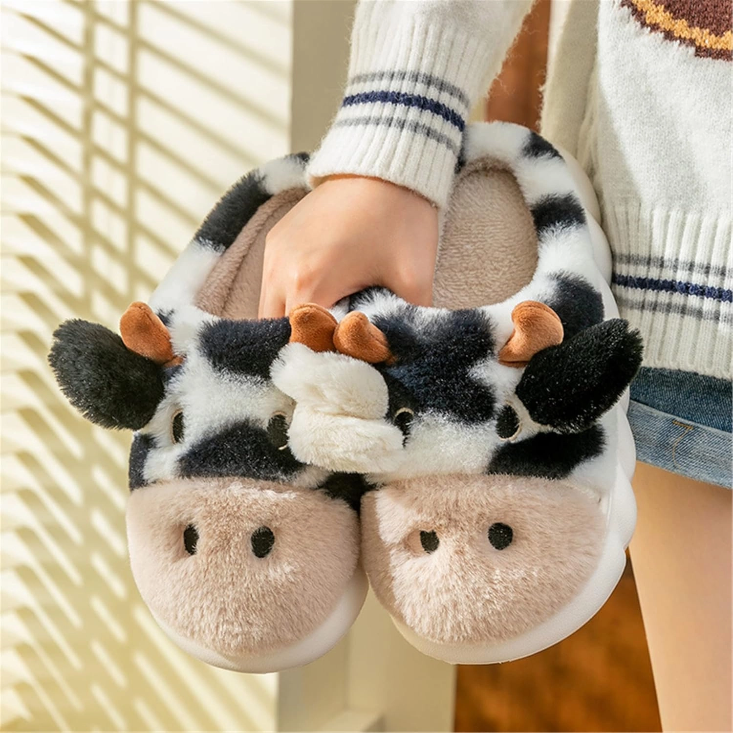YILANLAN Women's Cute Pig Animal Cow Winter Warm Soft Plush Home Cotton Slippers