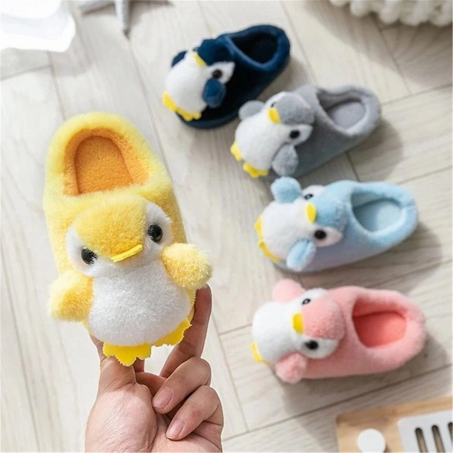 YILANLAN Women's Penguin Plush Warm Animal Home Cute Slippers